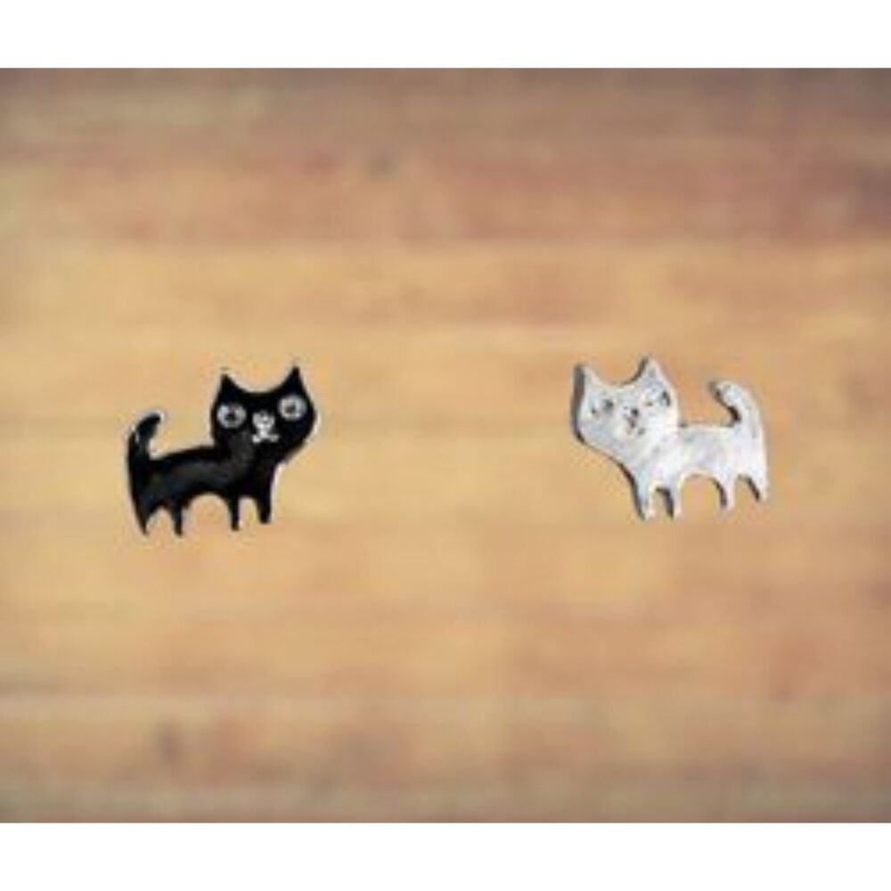 Indio Jewelry Tiny Minimalist Silver Cat Stud Earrings #119 - Picture 3 of 6